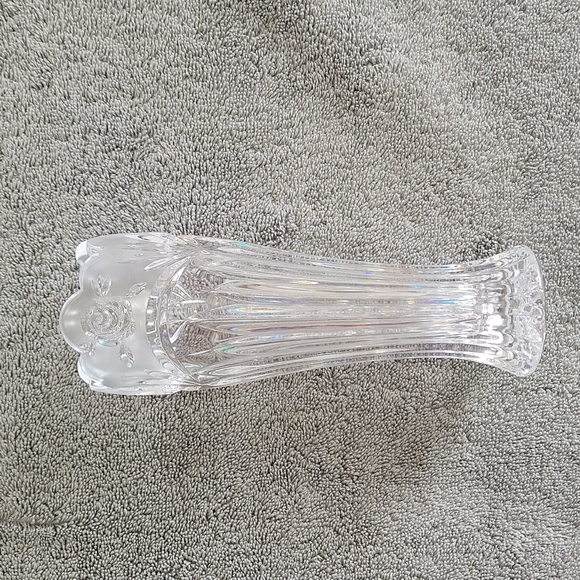 Oneida 24% Lead Crystal 7" Bud Vase!!! - Picture 1 of 7